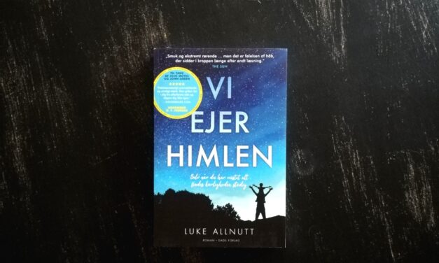 “Vi ejer himlen” af Luke Allnutt