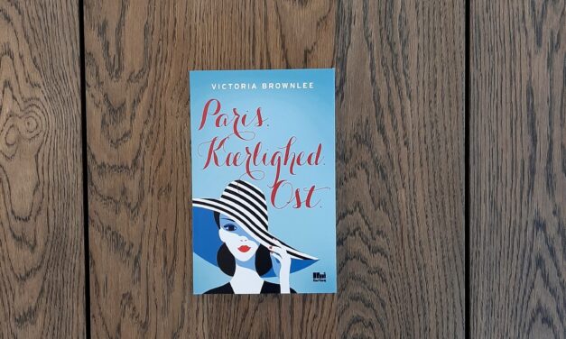 “Paris. Kærlighed. Ost” af Victoria Brownlee