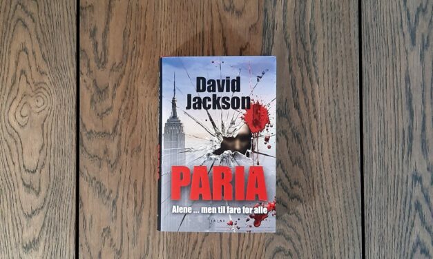 “Paria” af David Jackson