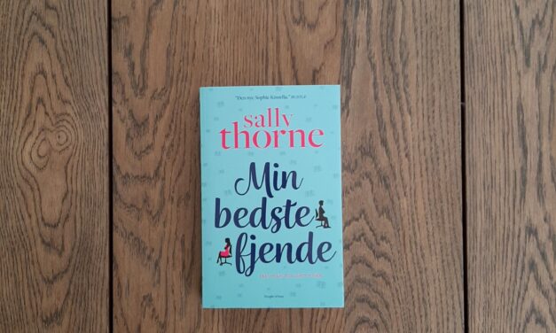 “Min bedste fjende” af Sally Thorne